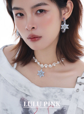 小众设计ins王橹杰同款雪花珍珠项链甜酷风轻奢高级感锁骨链颈链