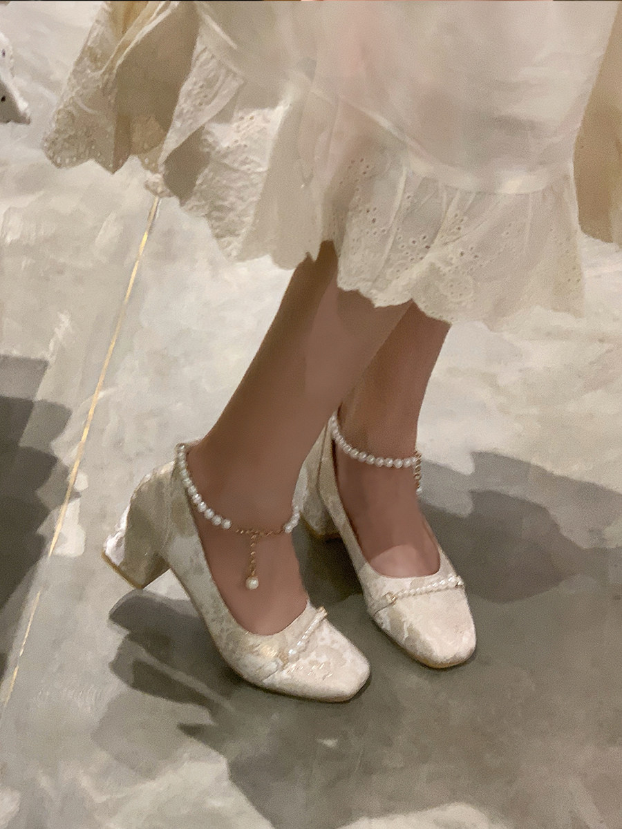 新中式玛丽珍鞋女复古中粗跟仙女风伴娘浅口高跟配马面裙旗袍单鞋,淘宝优惠券,粉丝福利购,淘宝优惠卷