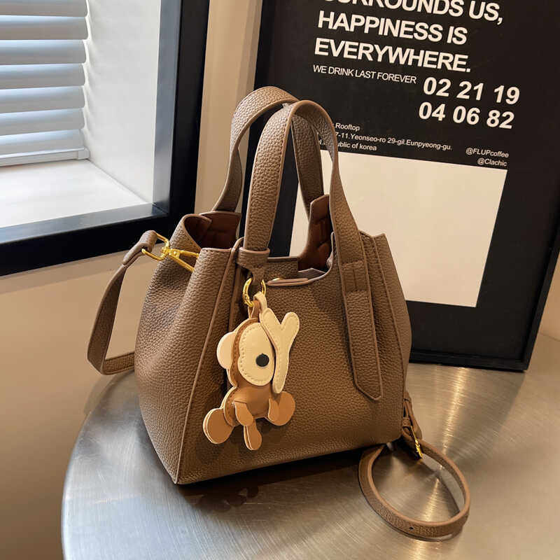 高级感包包女包2025新款休闲流行洋气复古菜篮子包百搭单肩斜挎包,淘宝优惠券,粉丝福利购,淘宝优惠卷