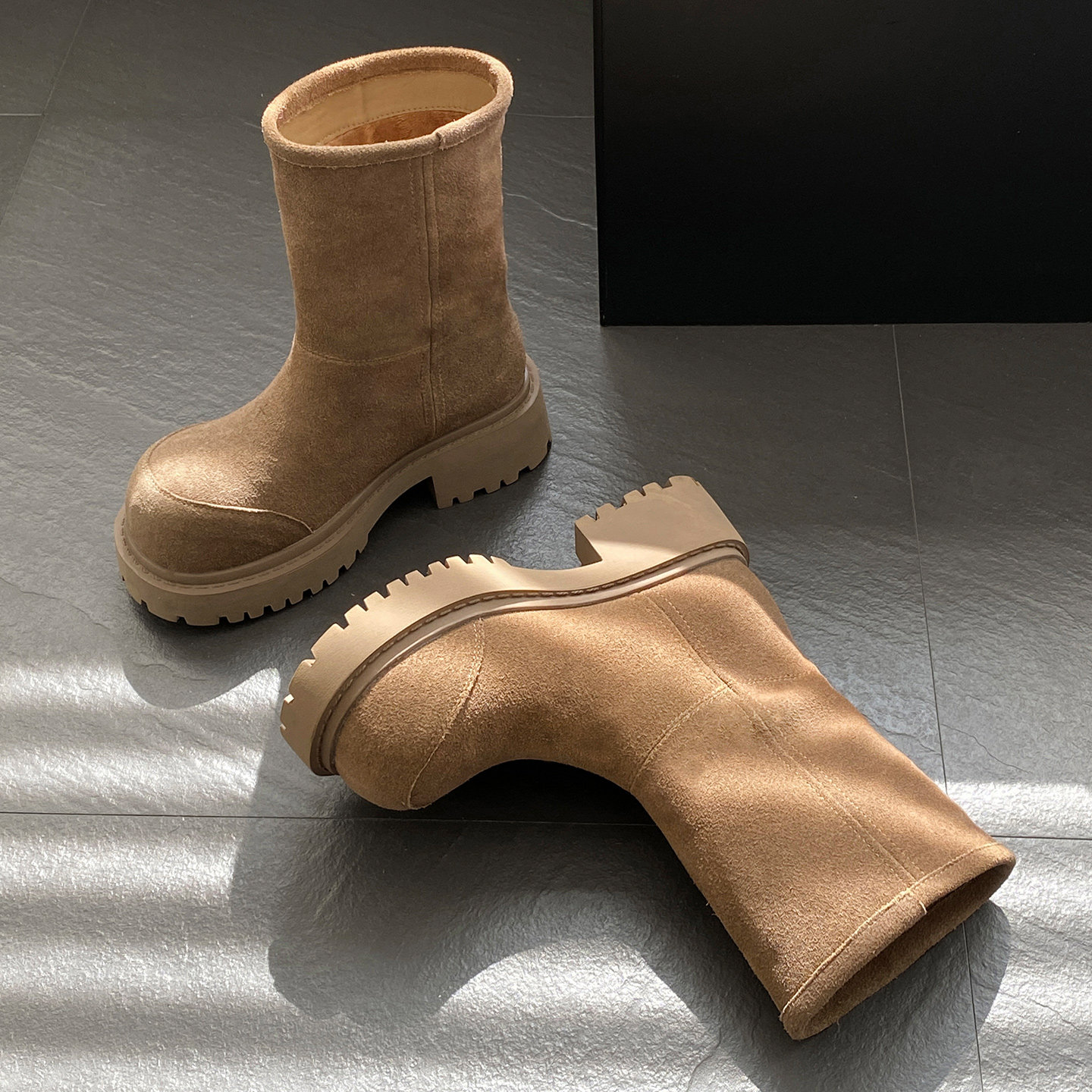 小个子显腿长复古厚底内增高大头马丁靴女2025新款百搭中筒雪地靴,淘宝优惠券,粉丝福利购,淘宝优惠卷