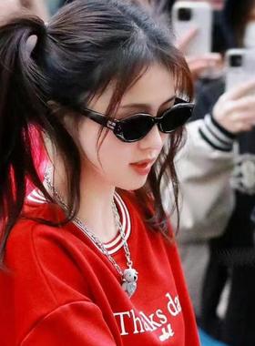 复古欧美个性墨镜猫眼女窄框黑色高级感辣妹时尚显瘦街拍太阳镜男