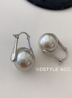 DSTYLE法式简约大方珍珠通勤耳饰