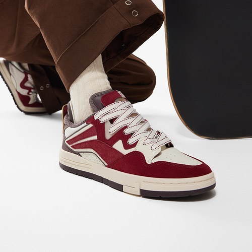 中国李宁2024惟吾PRO 特别故事版女子舒适软弹滑板文化鞋AECU002 - 图1