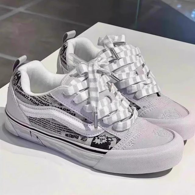 Knu skool bubble mart hirono ono joint thick tongue red canvas men and women bread shoes sneakers