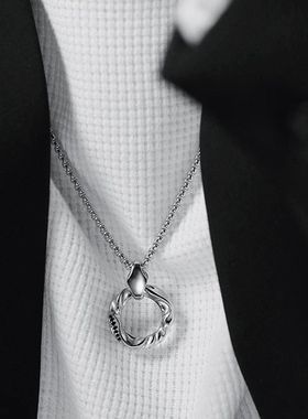 潮男莫比乌斯环项链男生款