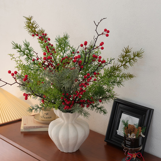Artificial flower small fresh green pine needles bouquet