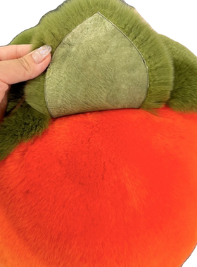 真獭兔毛室内摆件汽车抱枕