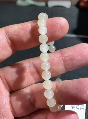 捡漏价新疆和田玉且末山流水糖白6mm圆珠转运珠手串