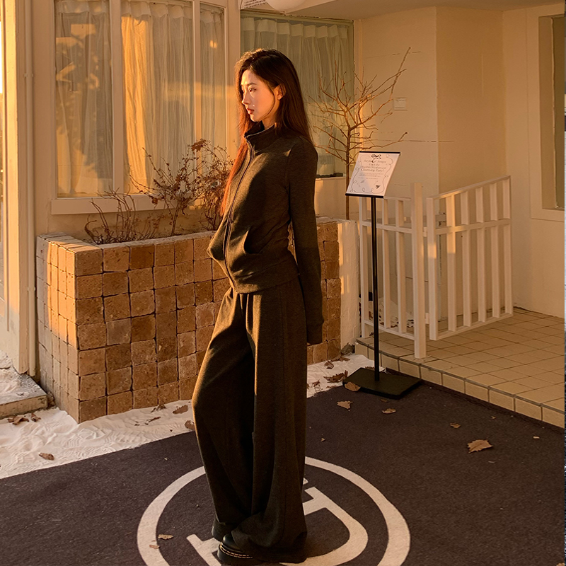 橘子树在哪儿韩系加绒卫衣套装女秋冬款高级感显瘦上衣裤子两件套 - 图0