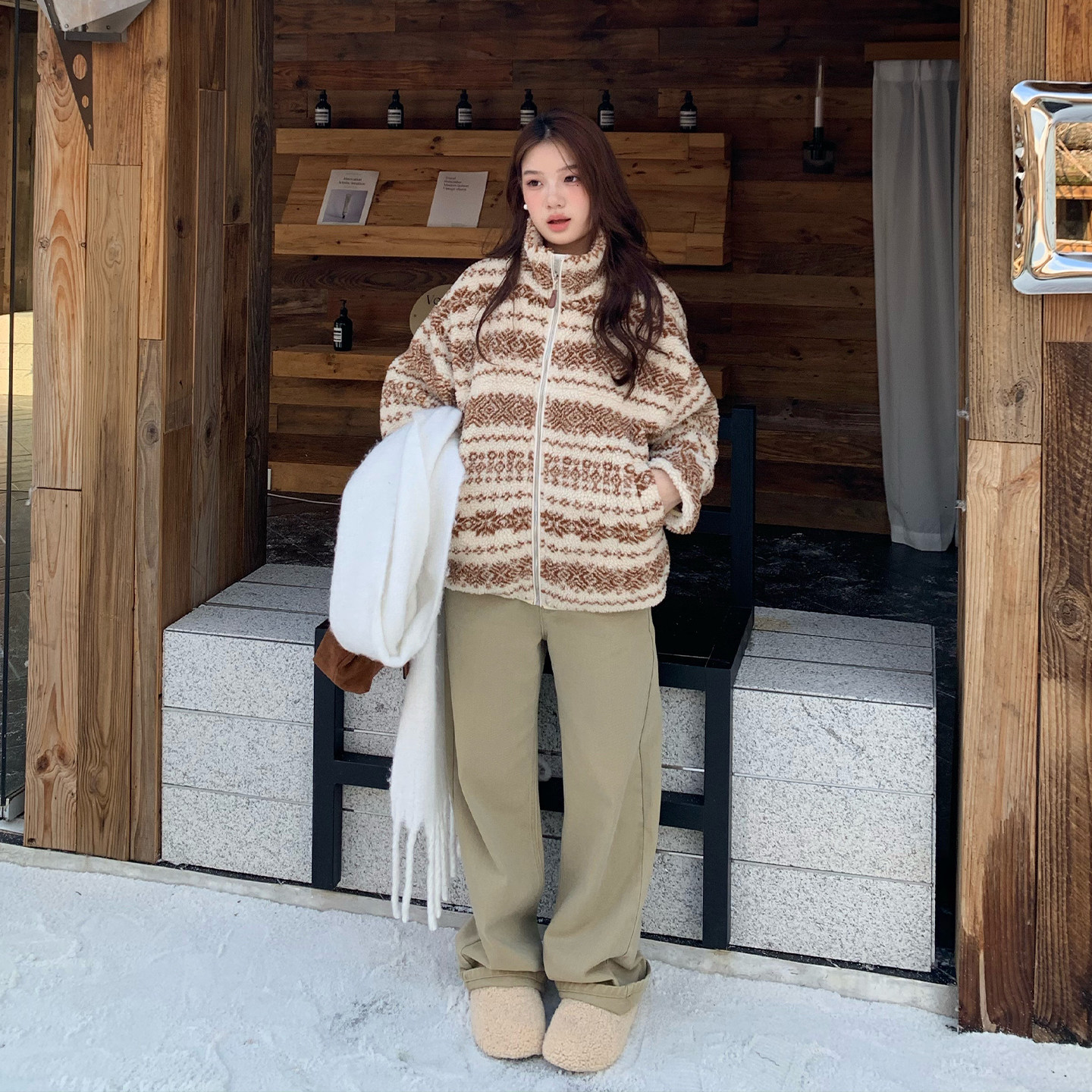 橘子树在哪儿高腰卡其色牛仔裤女秋季设计感复古简约直筒显瘦裤子,淘宝优惠券,粉丝福利购,淘宝优惠卷