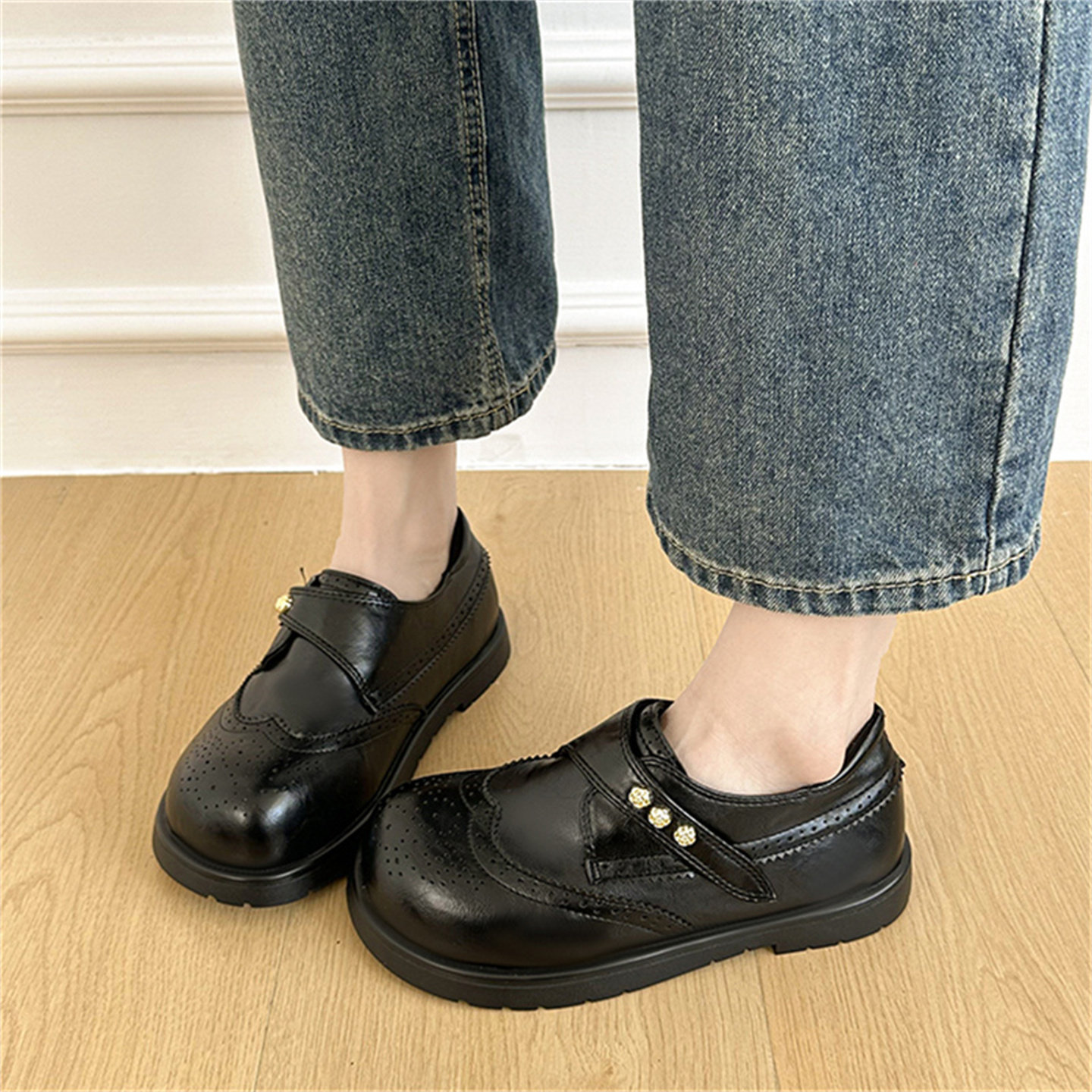 英伦风复古乐福鞋女2026年春季新款平底黑色小皮鞋配裙子通勤单鞋,淘宝优惠券,粉丝福利购,淘宝优惠卷