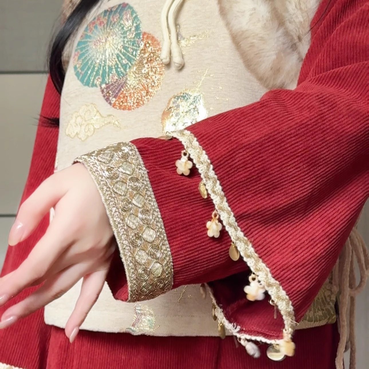 抹茶麻薯2025年秋冬季新款改良马甲旗袍复古民国风灯芯绒少女长裙,淘宝优惠券,粉丝福利购,淘宝优惠卷