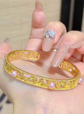 禅意新中式蝴蝶串珠开口镯金色合金质感古风少女百搭装饰手饰