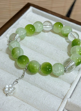 复古绿色玻璃珠手串温柔显白气质手链日常通勤百搭文艺饰品送女友