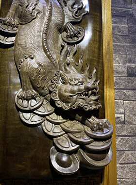 金丝楠木手工雕刻貔貅壁画挂画