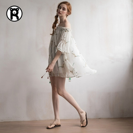 Classic seaside simple flat flip flops