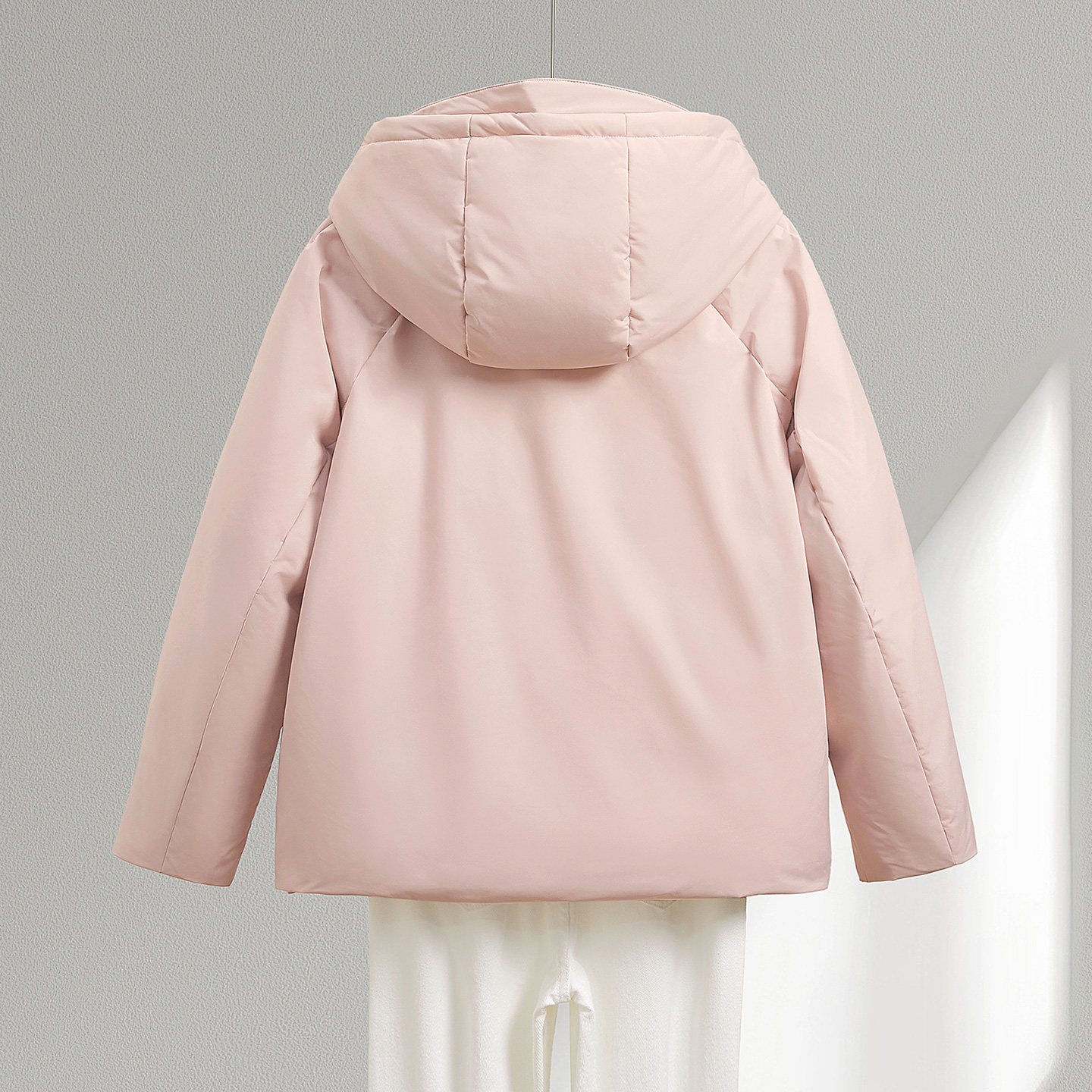 她池连帽羽绒服2025冬季新款女装休闲风拉链长袖短款宽松款外套