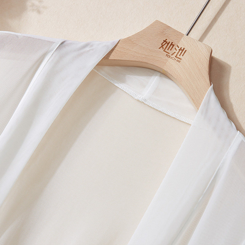 她池2023夏装新款轻薄网纱披肩罩衫 她池短外套