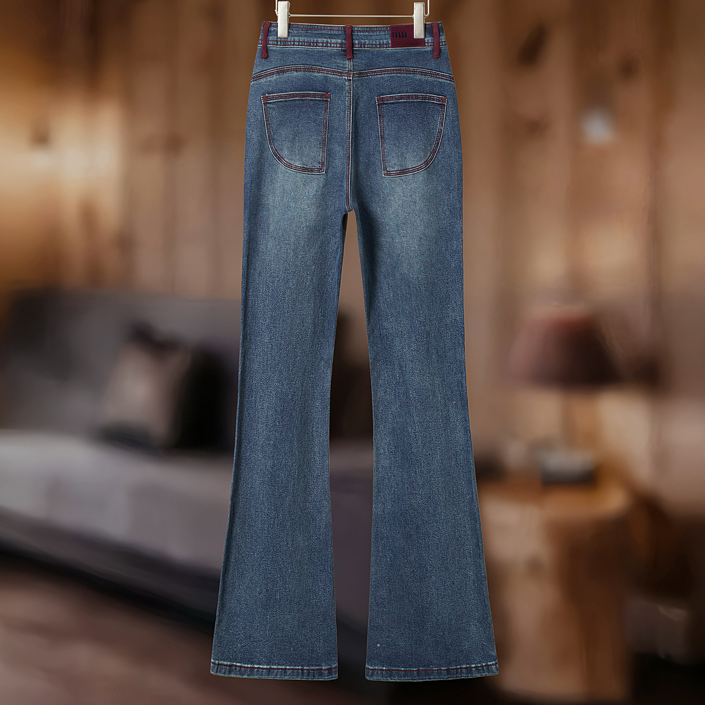 她池高腰牛仔裤2025秋装新款女装时尚撞色水洗做旧修身长款微喇裤