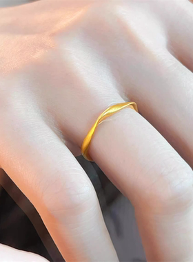 香港雪禧水贝黄金莫比乌斯戒指