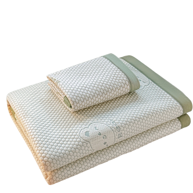 Ins Fengbing Silk Doudou Summer Cool Mat Three-piece Set Student Door Bed Singles Washed Air Conditioning Soft Seat Summer Cool Mat