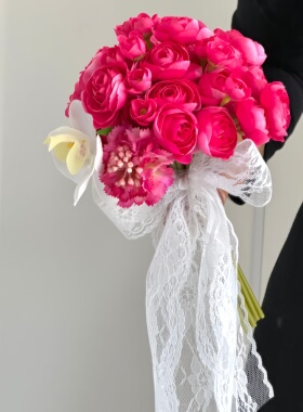 领证氛围感王炸/手捧花蕾丝飘带