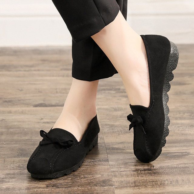 New style old Beijing cloth shoes women's single shoes flat soft sole non-slip slip-on black work shoes beanie shoes mother's shoes