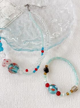 甜酷复古风红金鱼串珠锁骨链