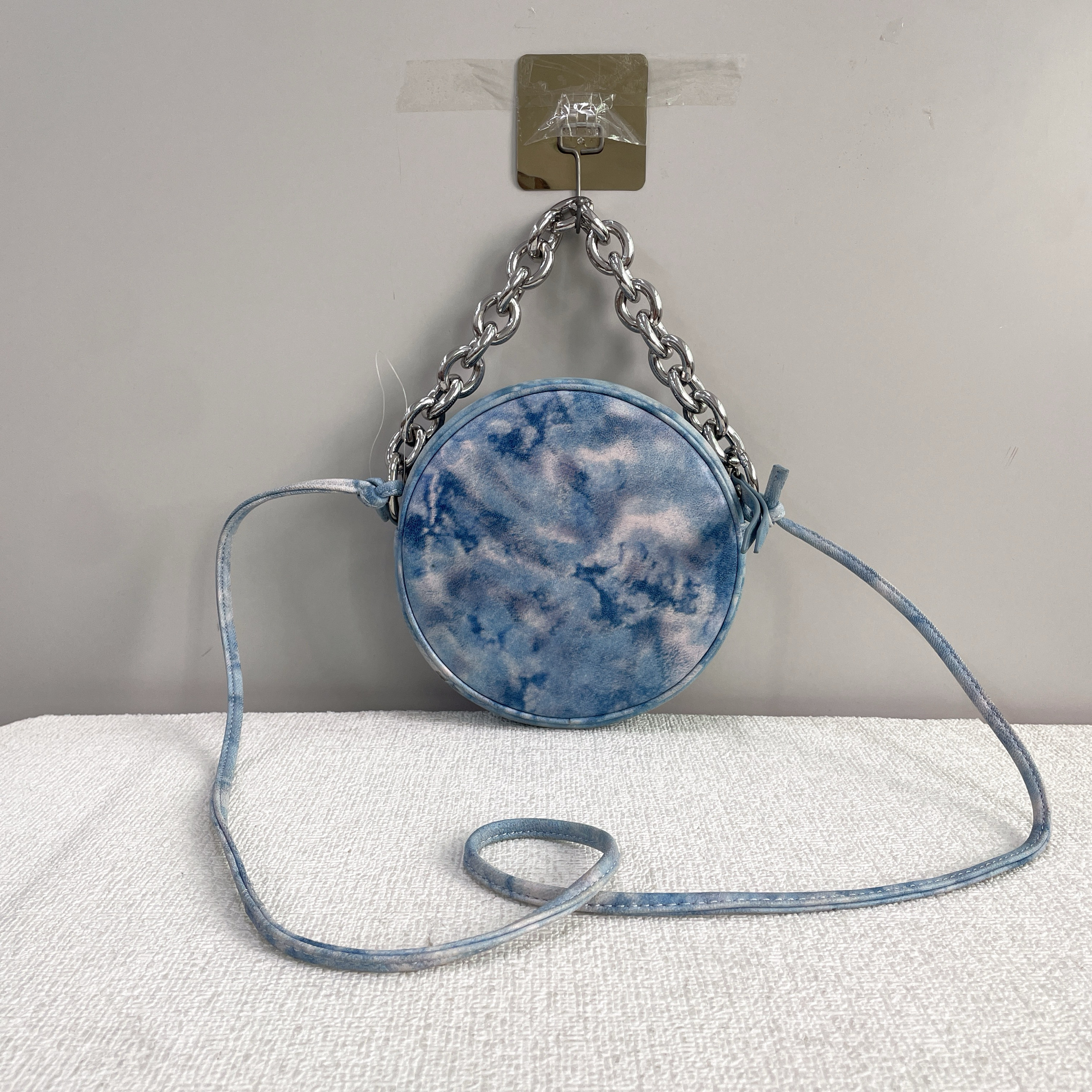 外贸尾货时尚百搭真皮牛皮女士手提斜挎小圆包,淘宝优惠券,粉丝福利购,淘宝优惠卷