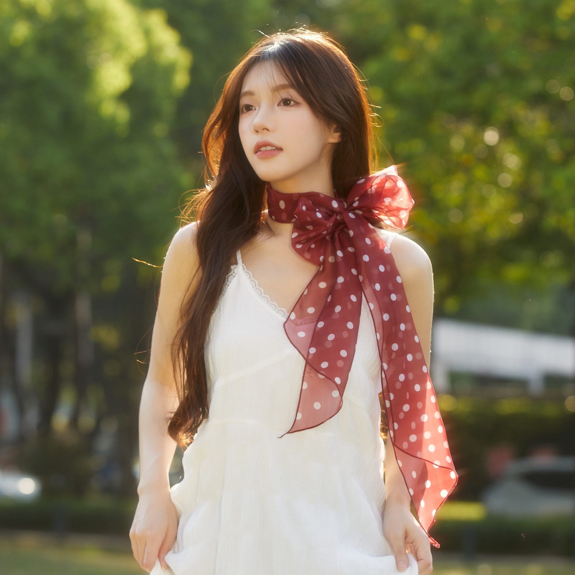 高级感气质波点丝巾秋天法式复古优雅系脖领巾韩系百搭发带飘带女