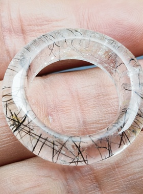 绿发晶原石手工雕刻指环女款戒指内径19.2㎜重7.4克