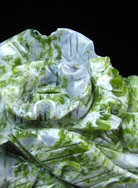 天然玉石摆件招财进宝