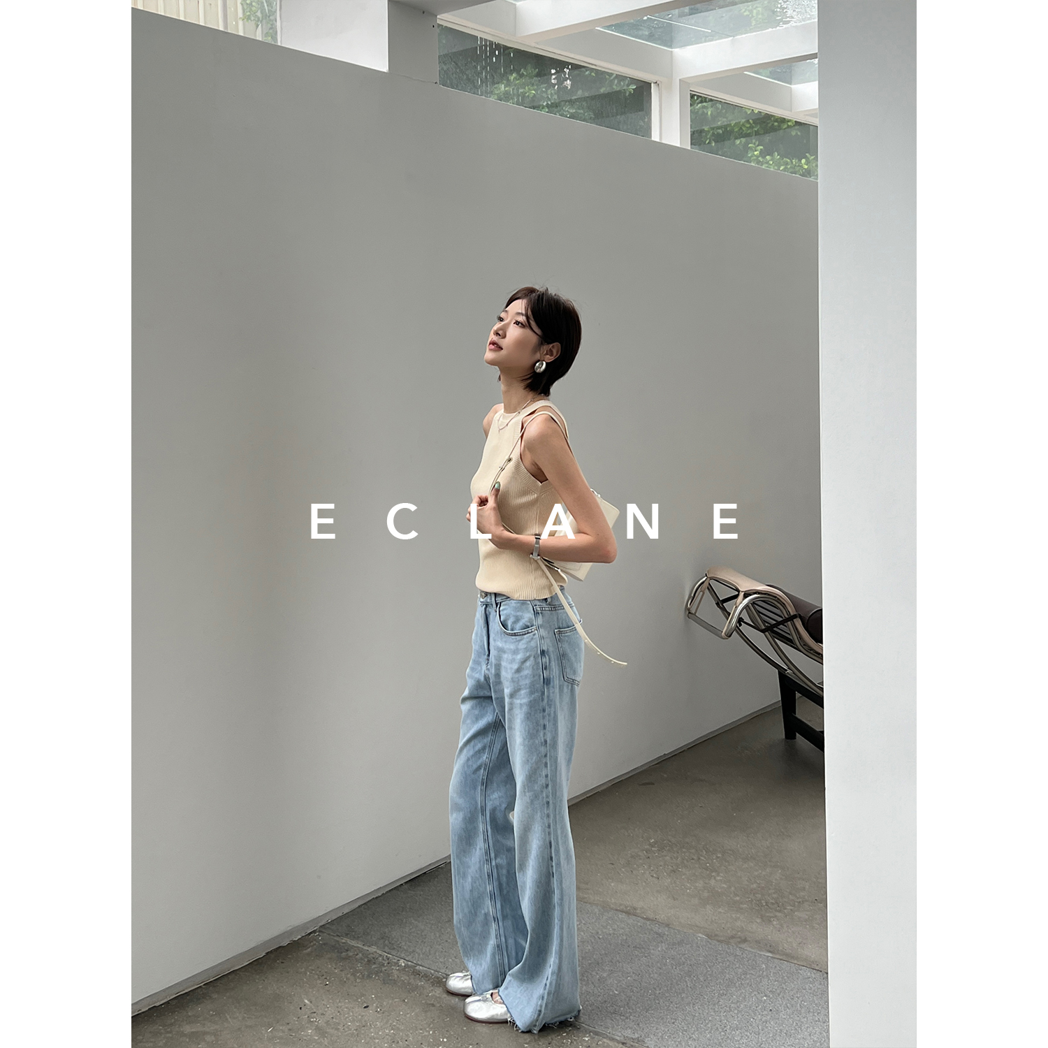 ECLANE 颜值与舒适兼得-高腰宽松微喇牛仔裤显瘦弹力毛边设计夏季