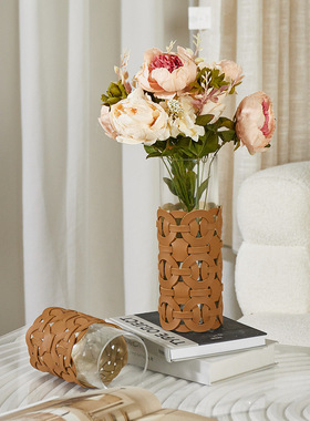 现代镂空皮革花器电视柜样板间软装饰品客厅桌面摆件售楼部花瓶