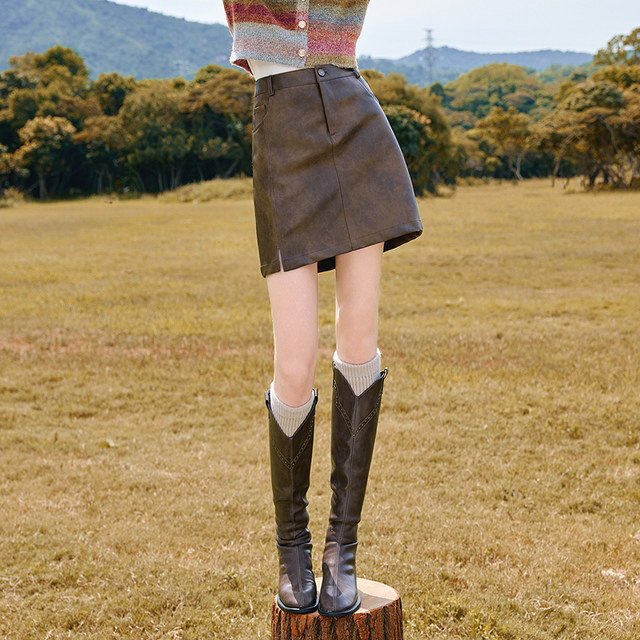 Betu Baitu Retro Maillard Hip Short Skirt Skirt ແມ່ຍິງ 2025 ລະດູຫນາວໃຫມ່ຮ້ອນເດັກຍິງກະໂປງຫນັງຂະຫນາດນ້ອຍ