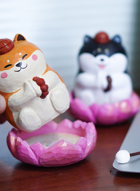 柴犬摆件佛系木鱼狗狗好运莲莲桌面车载木雕香薰招财上岸生日礼物