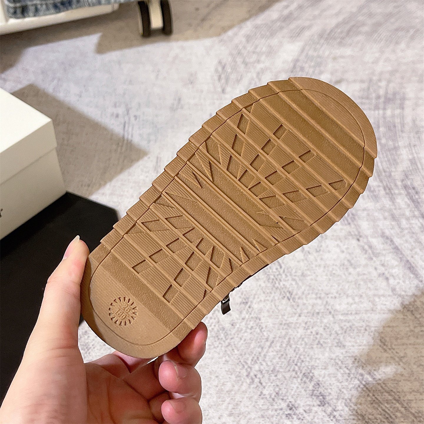 2025冬季新款真皮雪地靴男童加厚保暖厚底女童大棉靴子防滑棉靴,淘宝优惠券,粉丝福利购,淘宝优惠卷