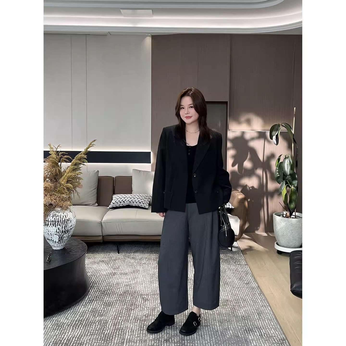 爵莱菲大码2026春季MIU系学院风女装胖mm显瘦短西装外套黑色新款,淘宝优惠券,粉丝福利购,淘宝优惠卷