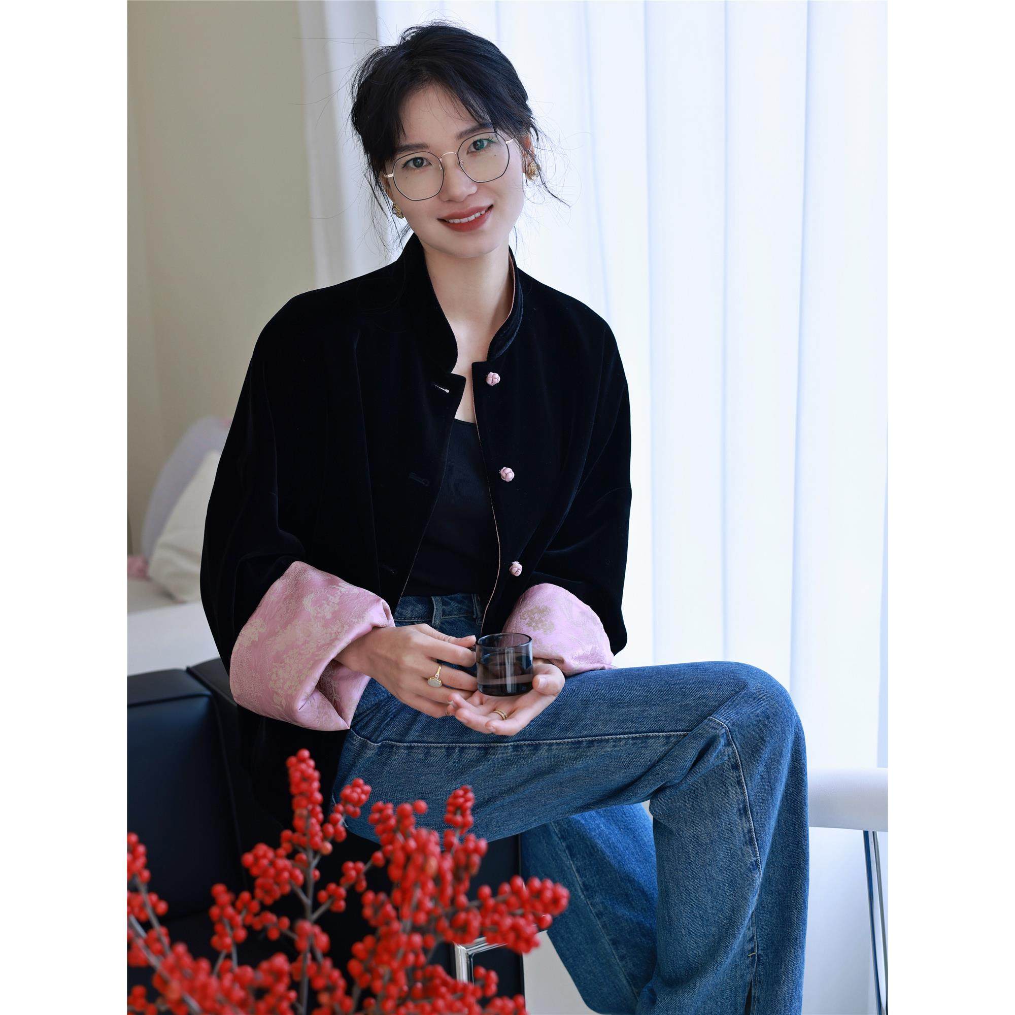 爵莱菲大码新中式两穿立领盘扣缎面提花丝绒上衣女宽松春季短外套,淘宝优惠券,粉丝福利购,淘宝优惠卷