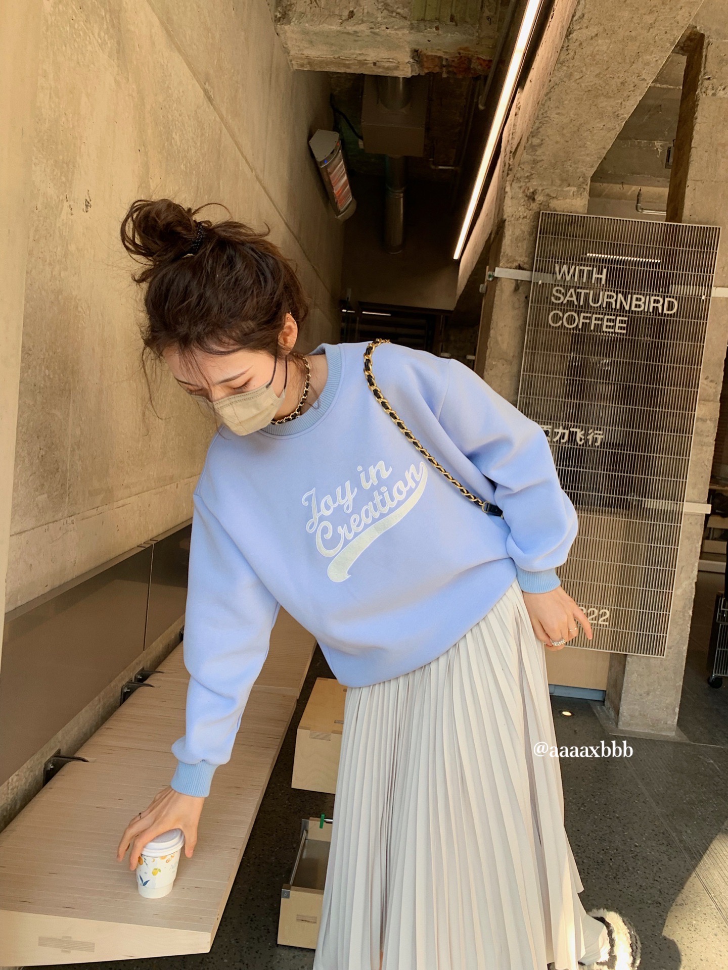 aaaaxbbb 波士顿时刻穿搭时髦减龄美式卫衣女圆领字母印花上衣 - 图0