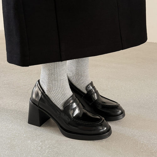 高跟鞋复古英伦风漆皮粗跟乐福鞋2026春季单鞋棕色方头单鞋子 - 图2