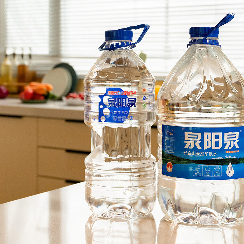泉阳泉长白山天然矿泉水大瓶装弱碱性饮用水3L*6瓶*2箱组合装包邮_虎窝淘