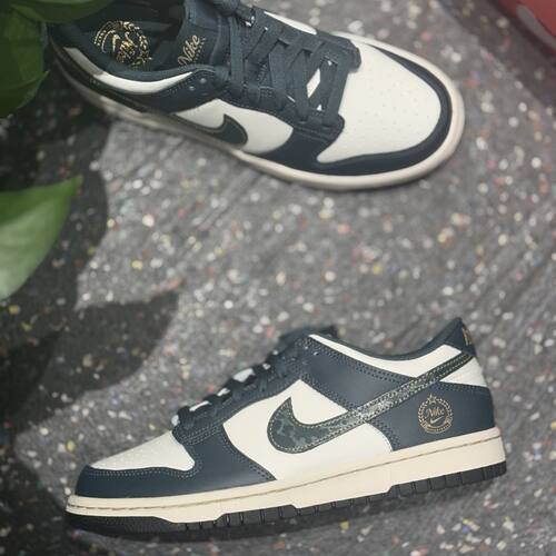 耐克Nike板鞋dunk低帮防滑白黑绿FB9109-301 - 图2