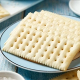SAM MELM SHOP HAIYAN SODA Biscuits 1,5 кг новая дата соленая упаковка закуски MM Supermarket Poorking