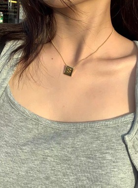 韩国东大门方形金属字母项链定制