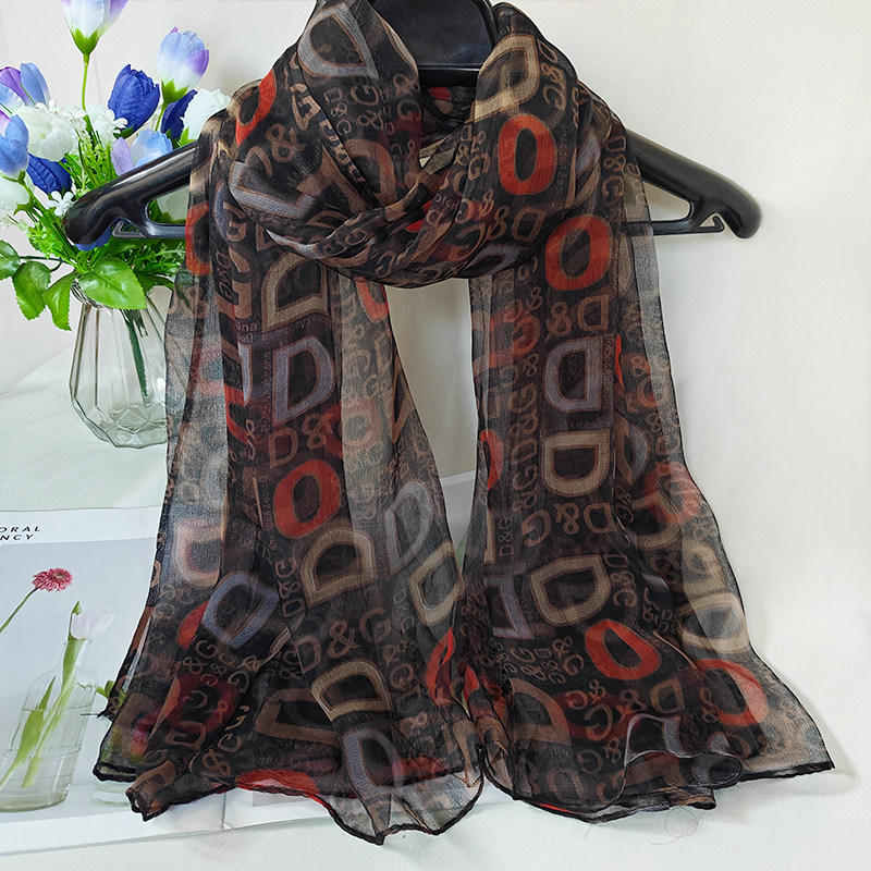 字母款杭州四季真丝丝巾桑蚕丝纱巾女士长款百搭春秋夏季薄款围巾