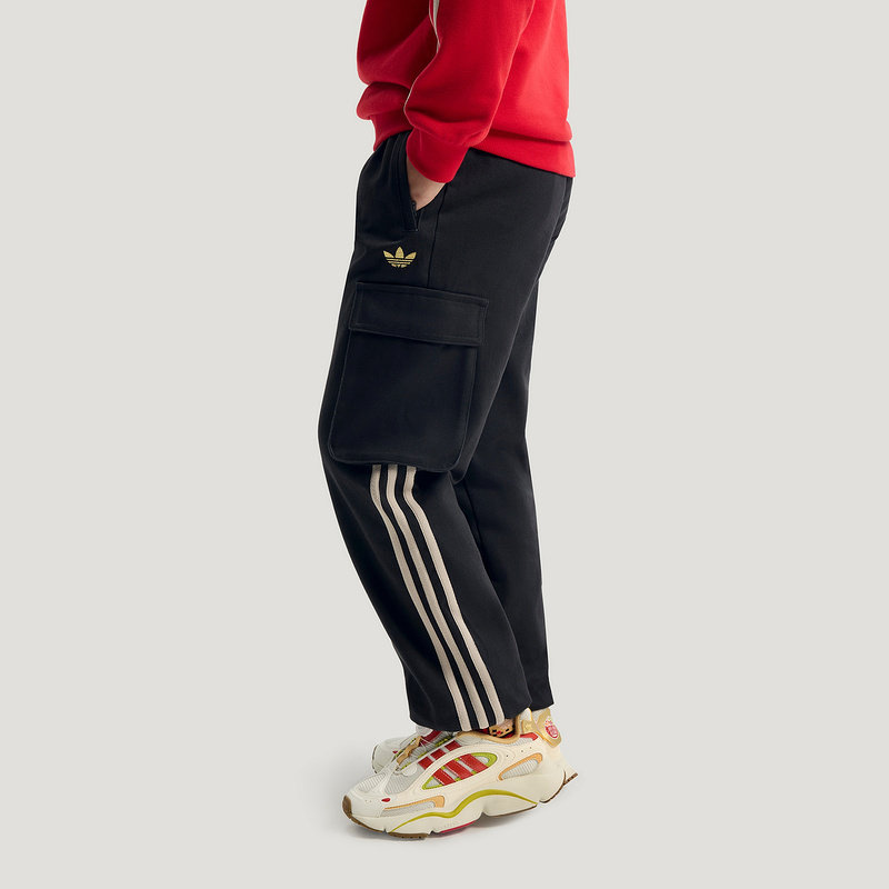 adidas阿迪达斯三叶草新年款大童工装宽松运动裤春梭织长裤KT5001,淘宝优惠券,粉丝福利购,淘宝优惠卷