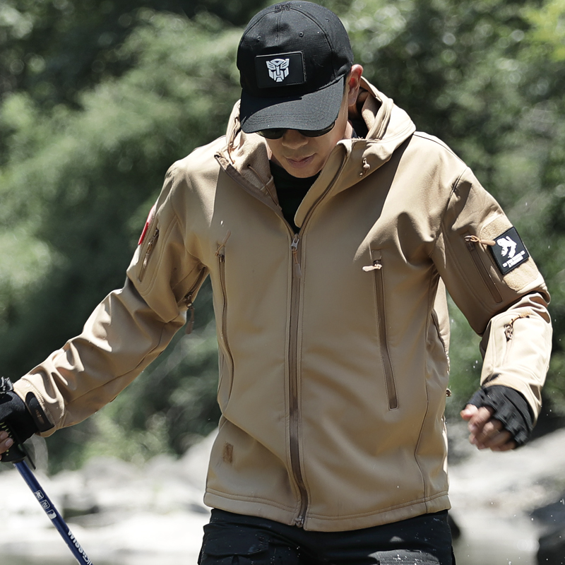 户外抓绒冲锋衣男女潮牌三合一加绒加厚保暖软壳衣登山服防风防水 户外抓绒冲锋衣男女潮牌三合一加绒加厚保暖软壳衣登山服防风防水