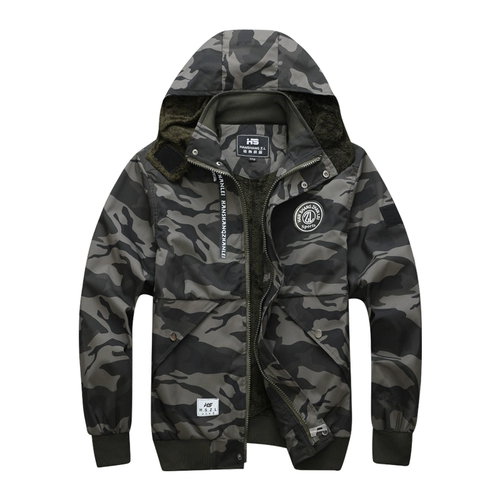 Утепленный удерживающий тепло защищающий от холода ветрозащитный водонепроницаемый камуфляжный комбинезон