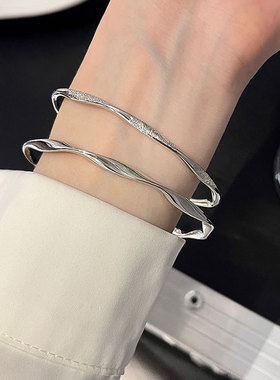 S999足银莫比乌斯环手镯情侣款ins小众设计开口素圈简约高级感潮